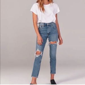 Abercrombie The Mom High Rise Jeans